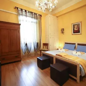 ** Guest house Casa Esvael Italy