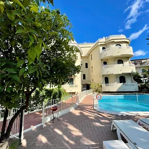  Aparthotel Nettuno Italy