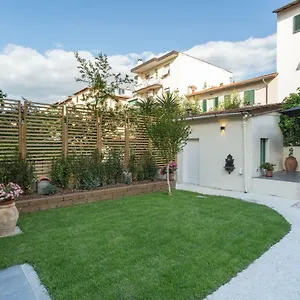 Le Stanze Di Carla! Bagno Privato, Cucina In Comune Maison d'hôtes